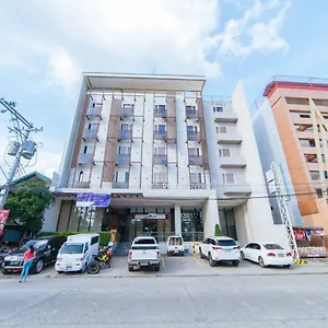 Reddoorz @ Roxas Street *** Davao